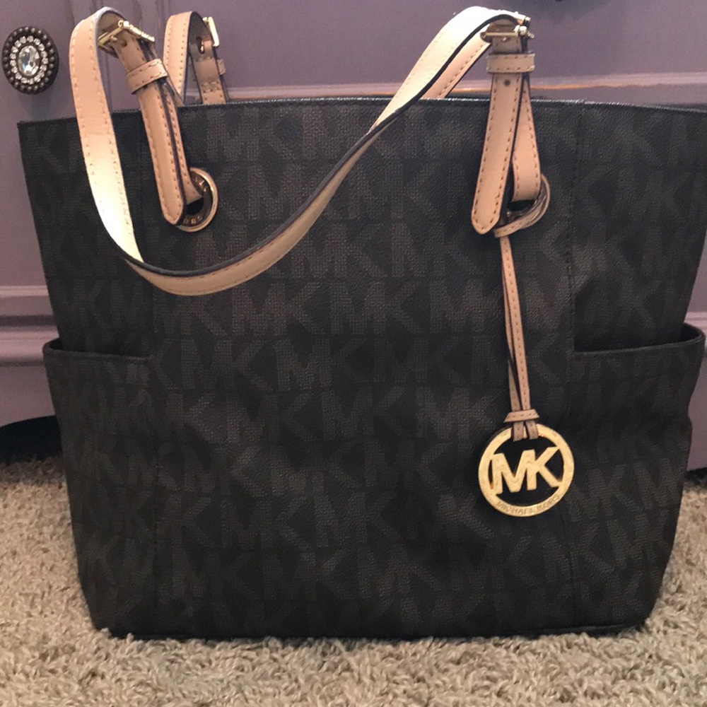 Michael Kors purse